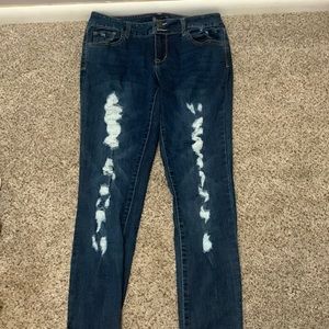 Destroyed Jeans